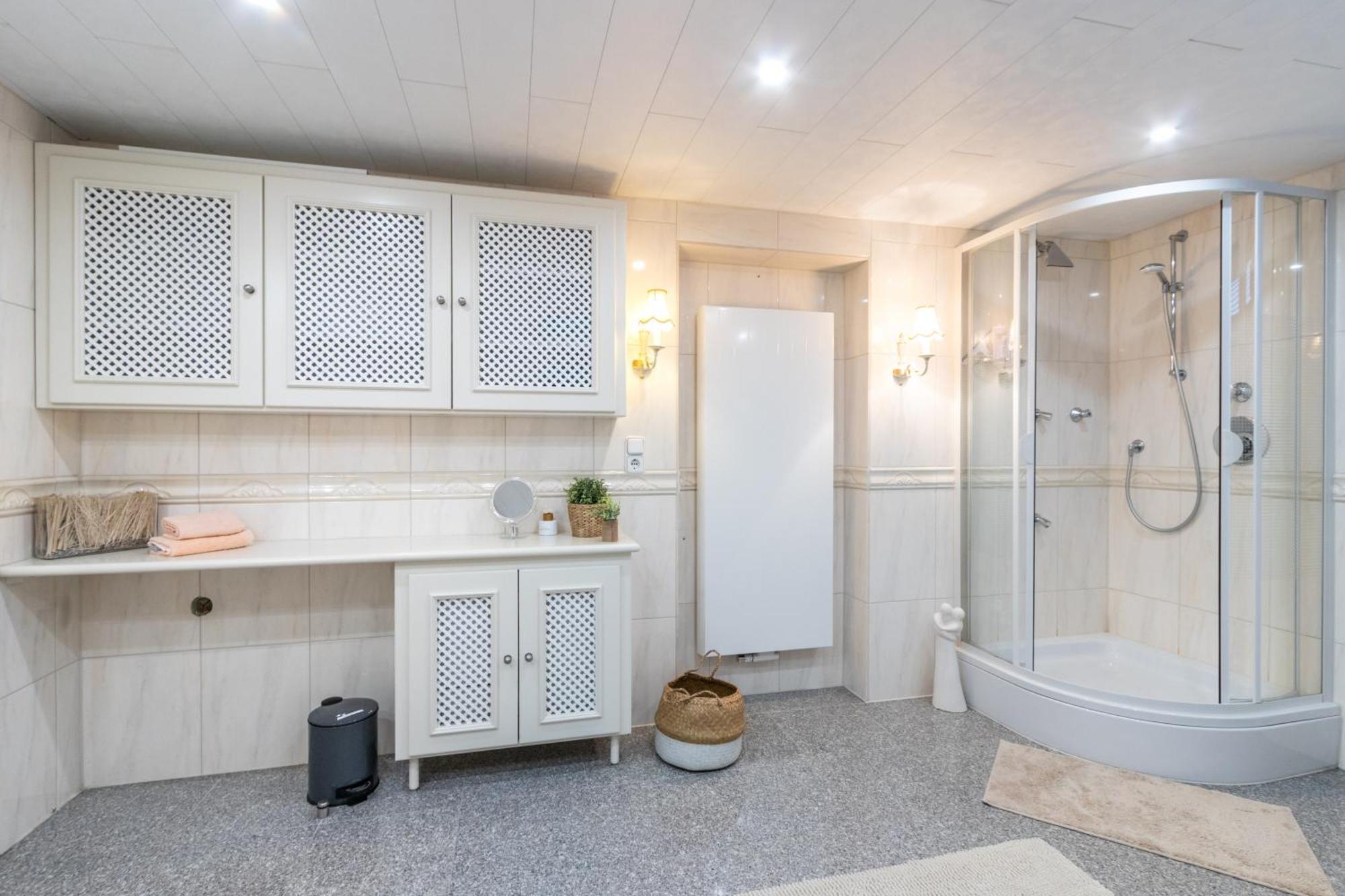Eifelbergversteck Grosse Und Moderne Einliegerwohnung In ماين المظهر الخارجي الصورة